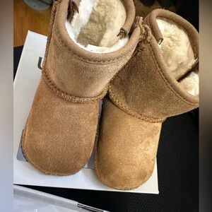 UGG Kids Brown Suede Shearling-Lined Boots